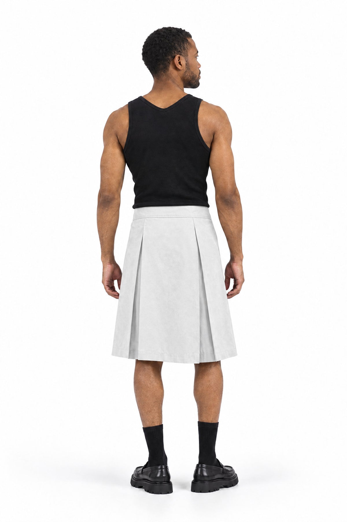 Jupe pour homme BARKER BLANC, vue de dos portée par le mannequin