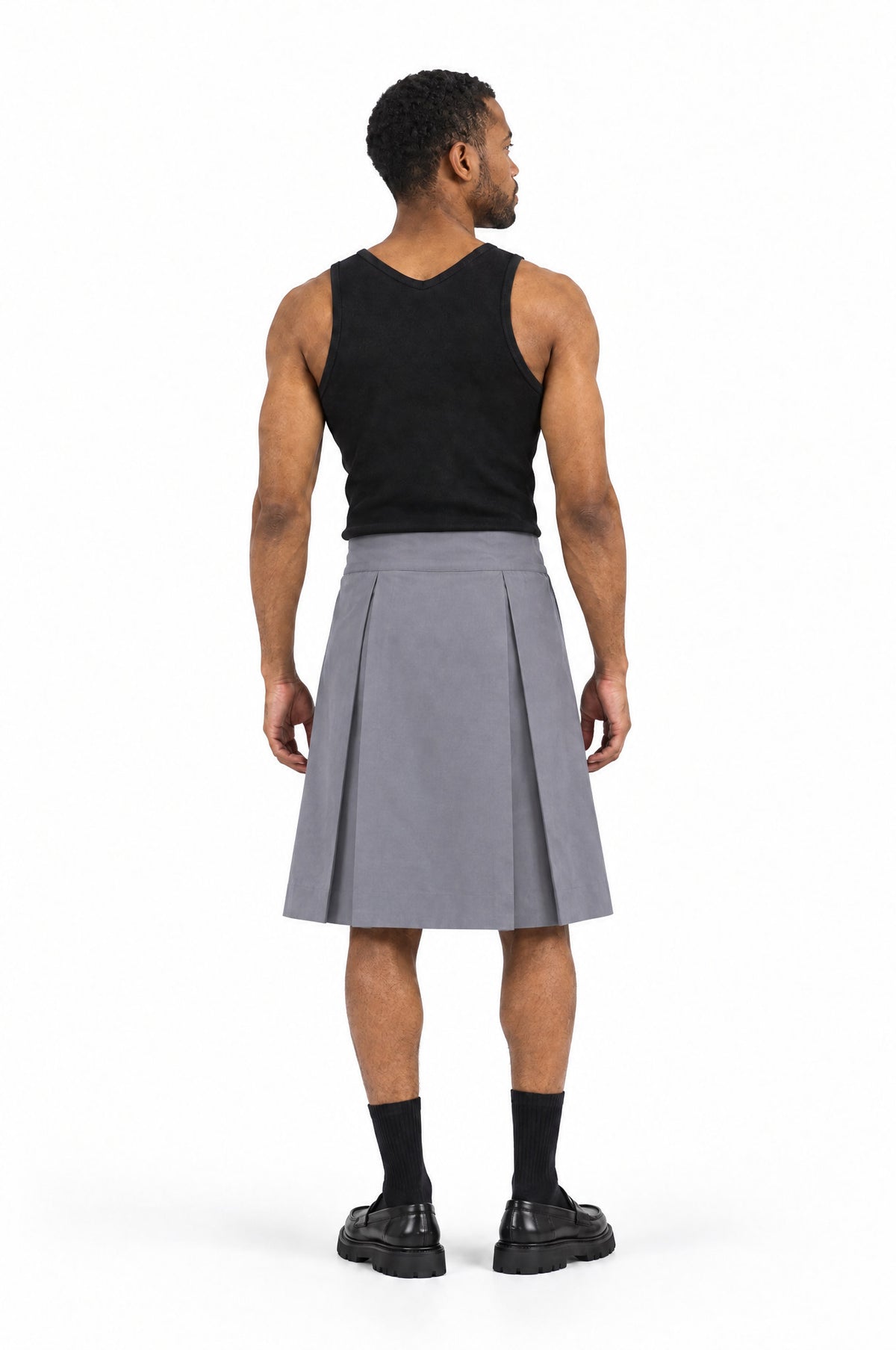 Jupe pour homme BARKER GRIS, vue de dos portée par le mannequin