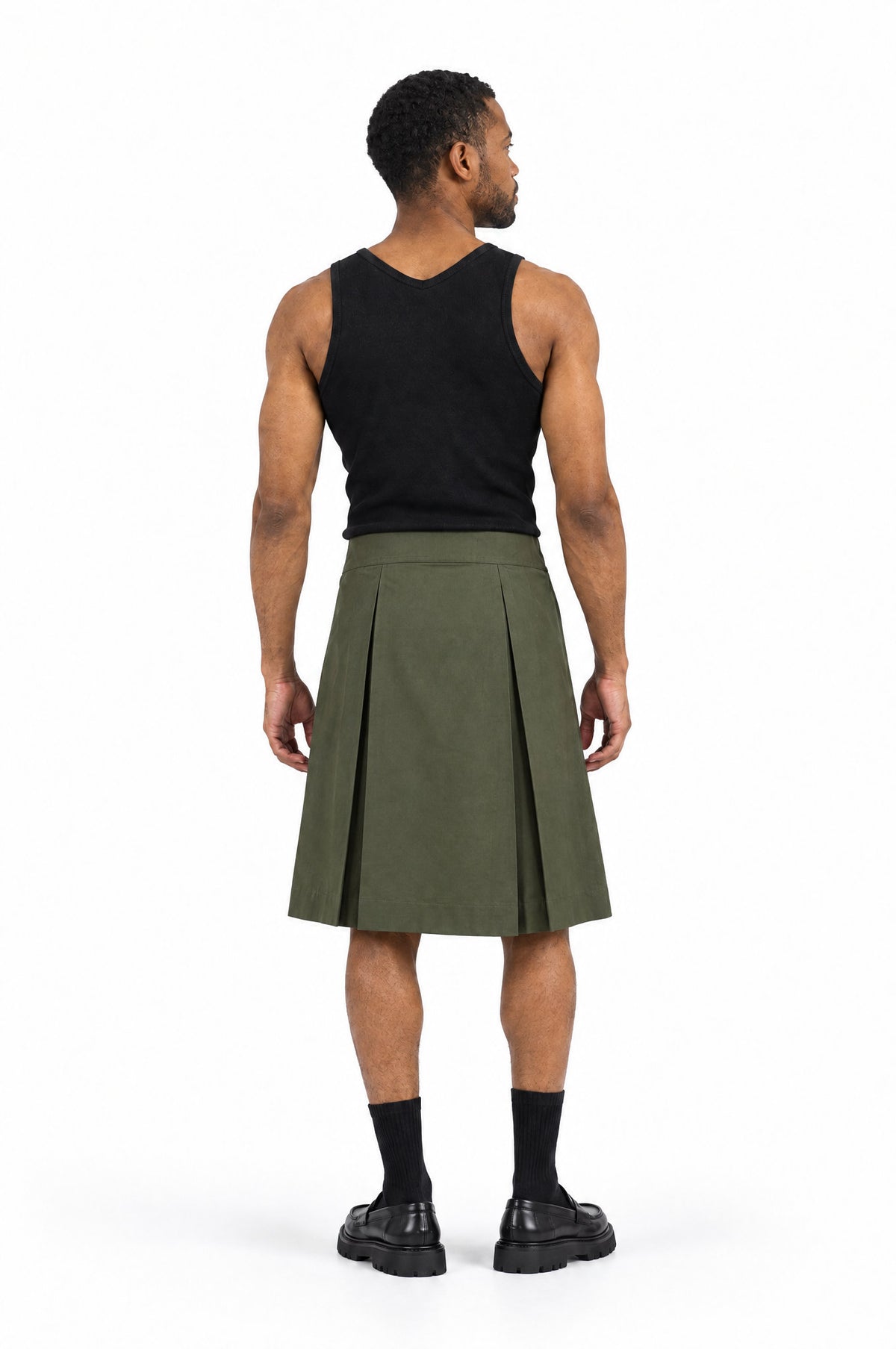 Jupe pour homme BARKER VERT, vue de dos portée par le mannequin