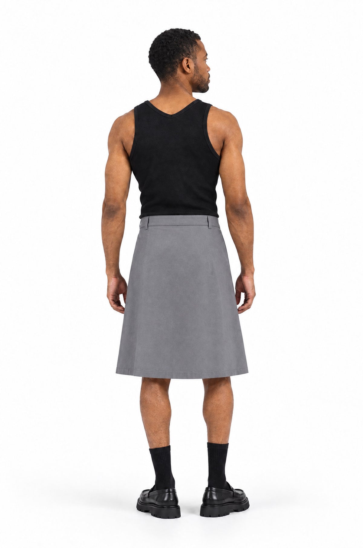 Jupe pour homme SULLIVAN GRIS, vue de dos portée par le mannequin