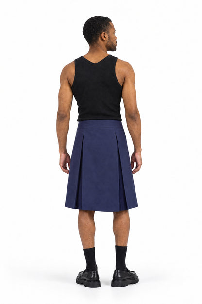 Jupe pour homme BARKER BLEU MARINE, vue de dos portée par le mannequin