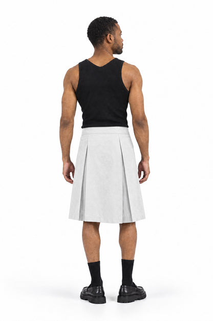 Jupe pour homme BARKER BLANC, vue de dos portée par le mannequin