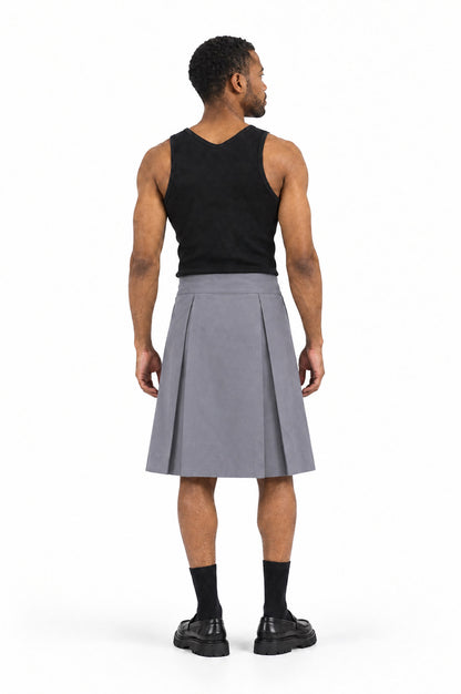 Jupe pour homme BARKER GRIS, vue de dos portée par le mannequin