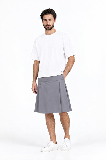 Jupe pour homme BARKER GRIS associée à un T-shirt blanc DAVES