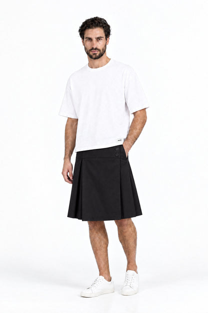 Jupe pour homme BARKER NOIR associée à un T-shirt blanc DAVES