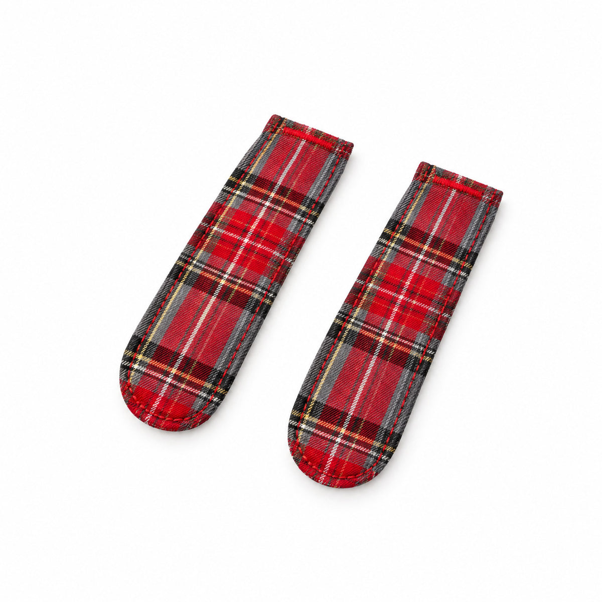 Attaches Daves en tartan rouge, à l'intérieur de la jupe