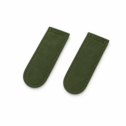 Attaches Daves en vert, à l'intérieur de la jupe
