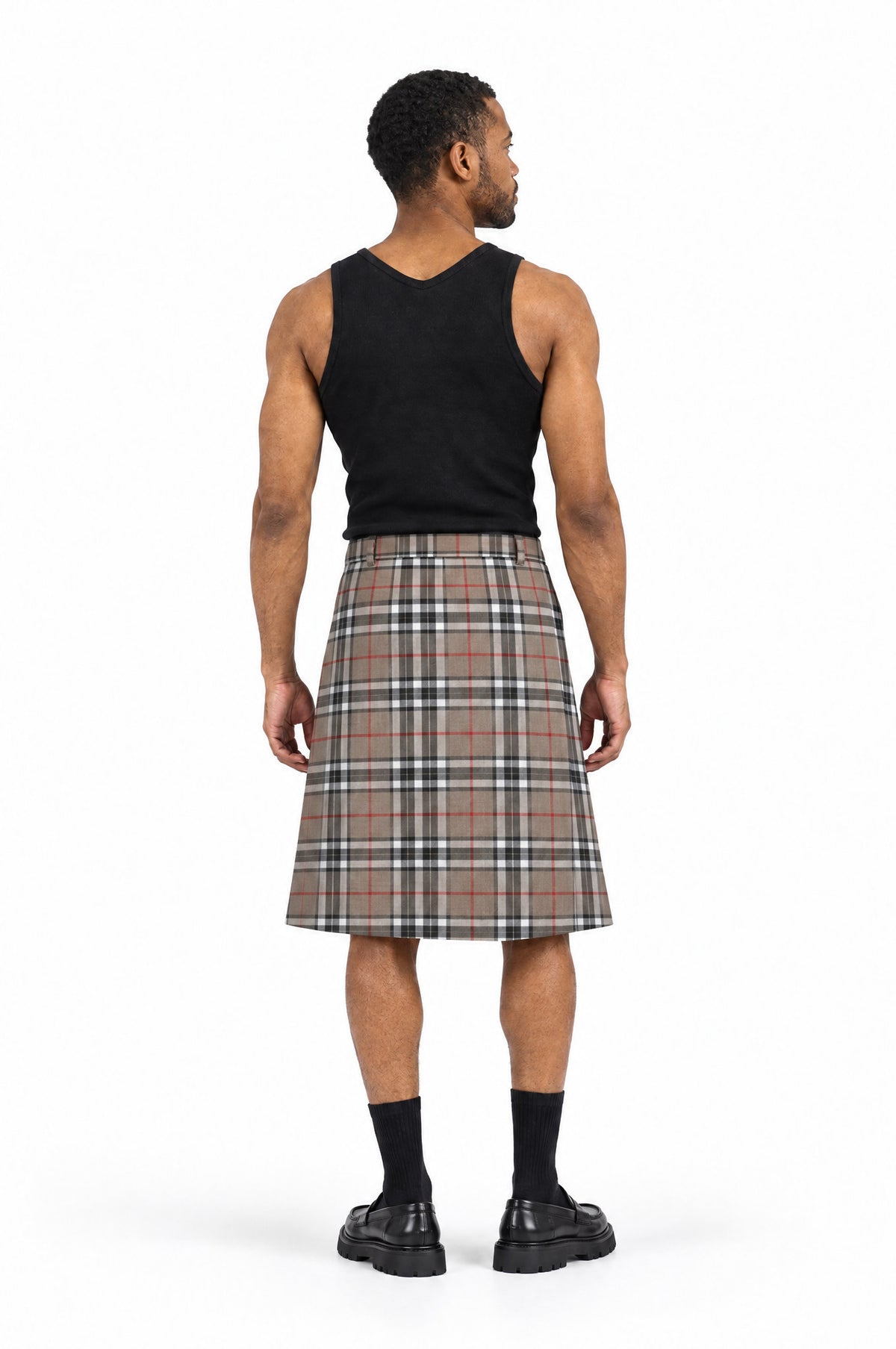 Jupe pour homme TARTAN GOLD, vue de dos portée par le mannequin